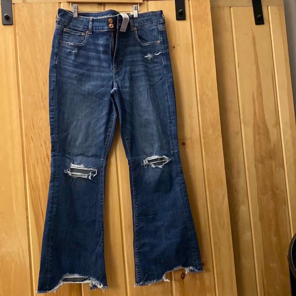 American Eagle Artist High Rise Flare 16 Short